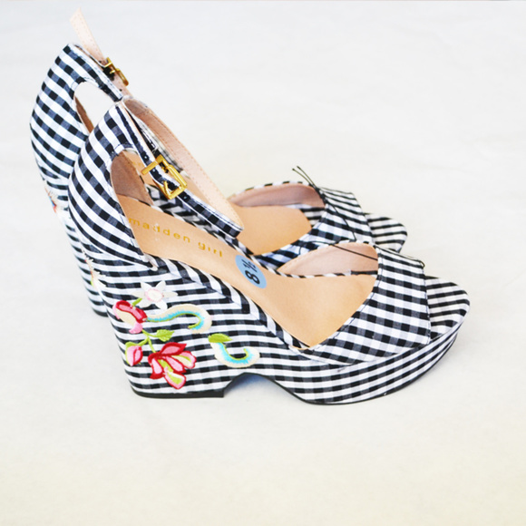 Madden Girl Cheri Gris Platform Wedges Gingham - Picture 4 of 7
